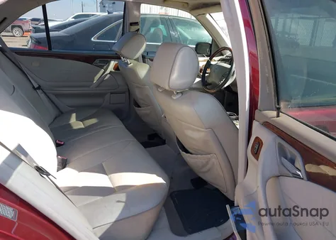 2000 Mercedes-Benz E 430 from USA, damaged, VIN WDBJF70J9YB054819